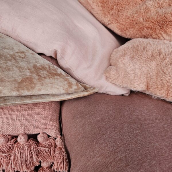Coussin rose (variable) – Image 3